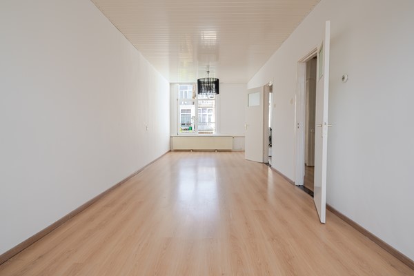 Medium property photo - Hendrik van Deventerstraat 158, 2563 XZ Den Haag